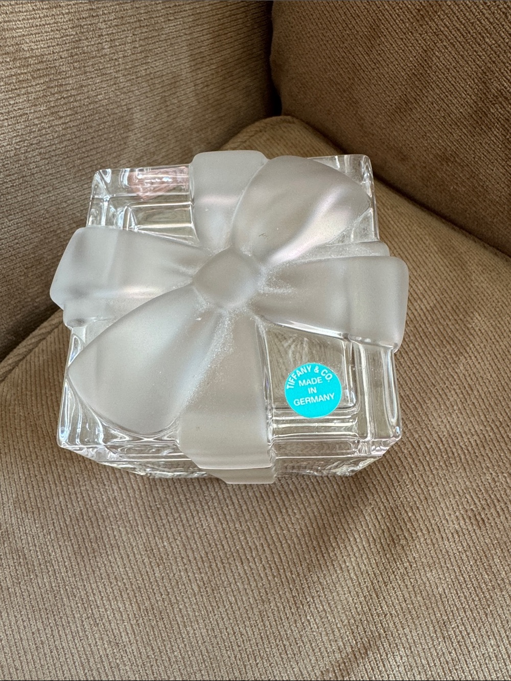Tiffany & Co. Vintage Clear Glass Box with Frosted Bow
